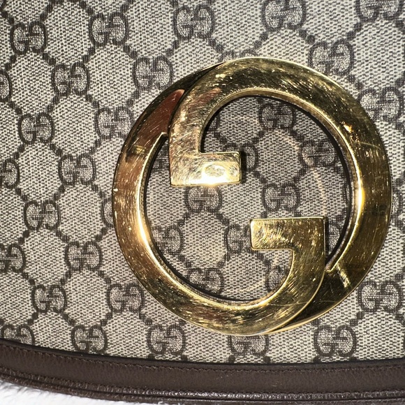 Gucci Beige and Gold Shoulder Bag - Picture 4 of 7